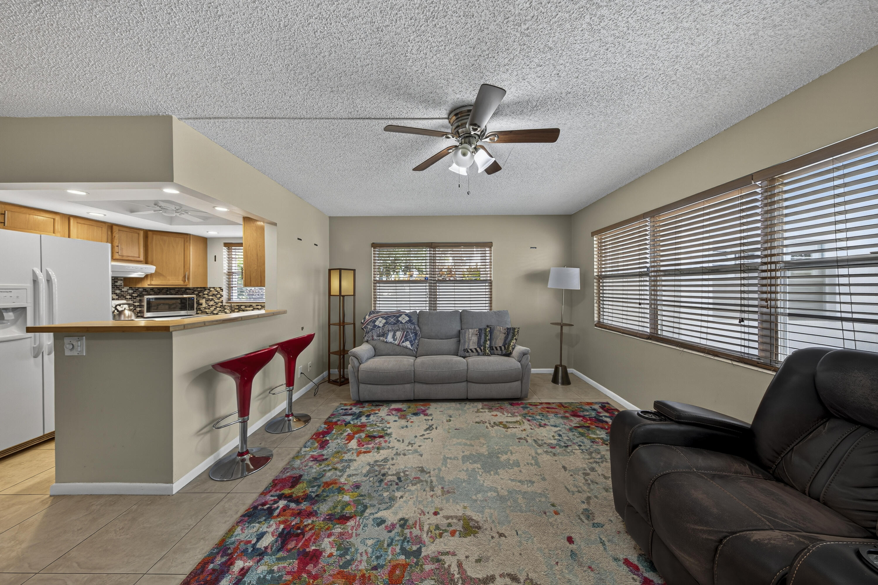 NEWPORT I CONDO - Residential Lease