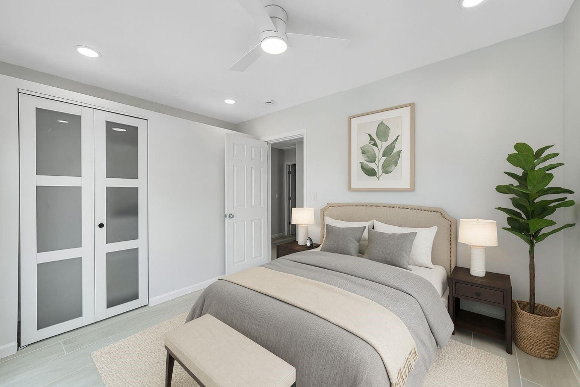 TROPICAL HAVEN - Residential Lease