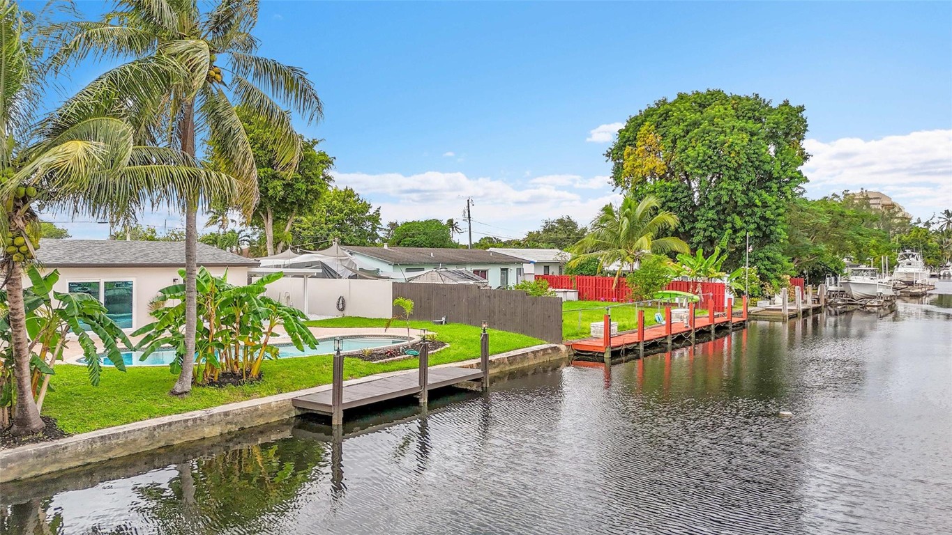 TROPICAL HAVEN - Residential Lease