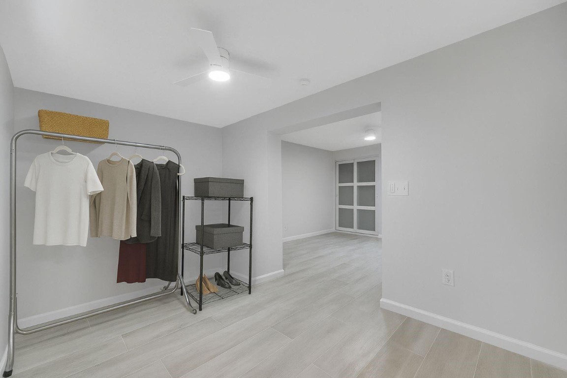 TROPICAL HAVEN - Residential Lease