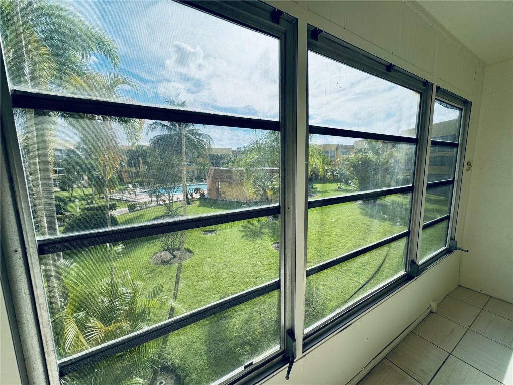 Royal Park Gardens Condo - Residential