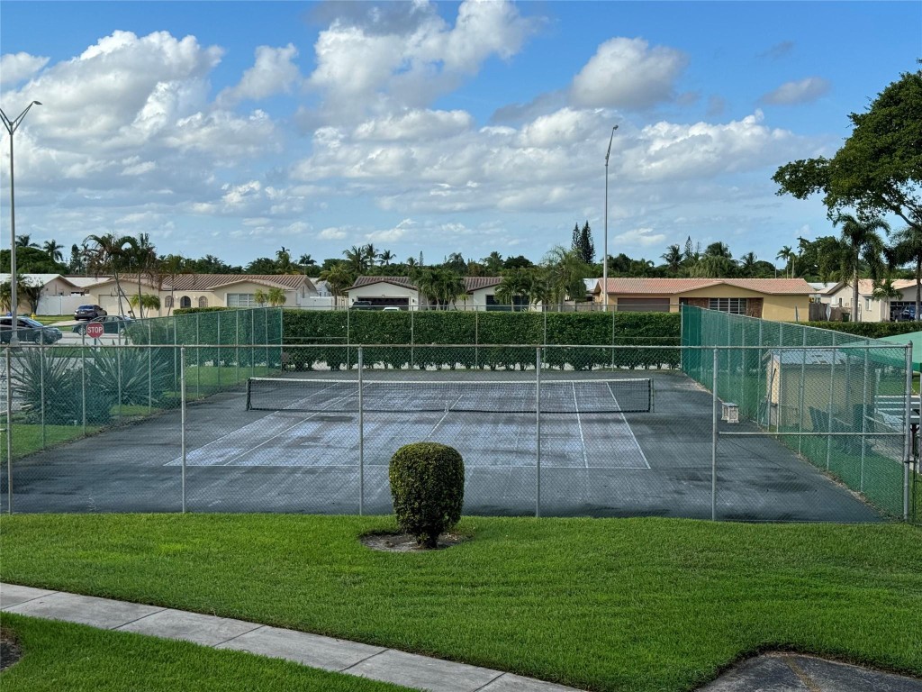 Royal Park Gardens Condo - Residential