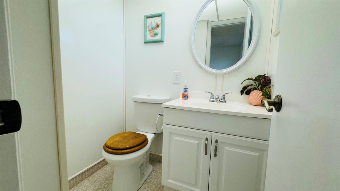 Royal Park Gardens Condo - Residential