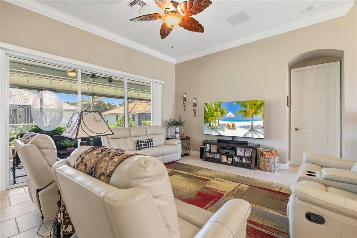 PINE RIDGE CLUB SUBDIVISION - Residential