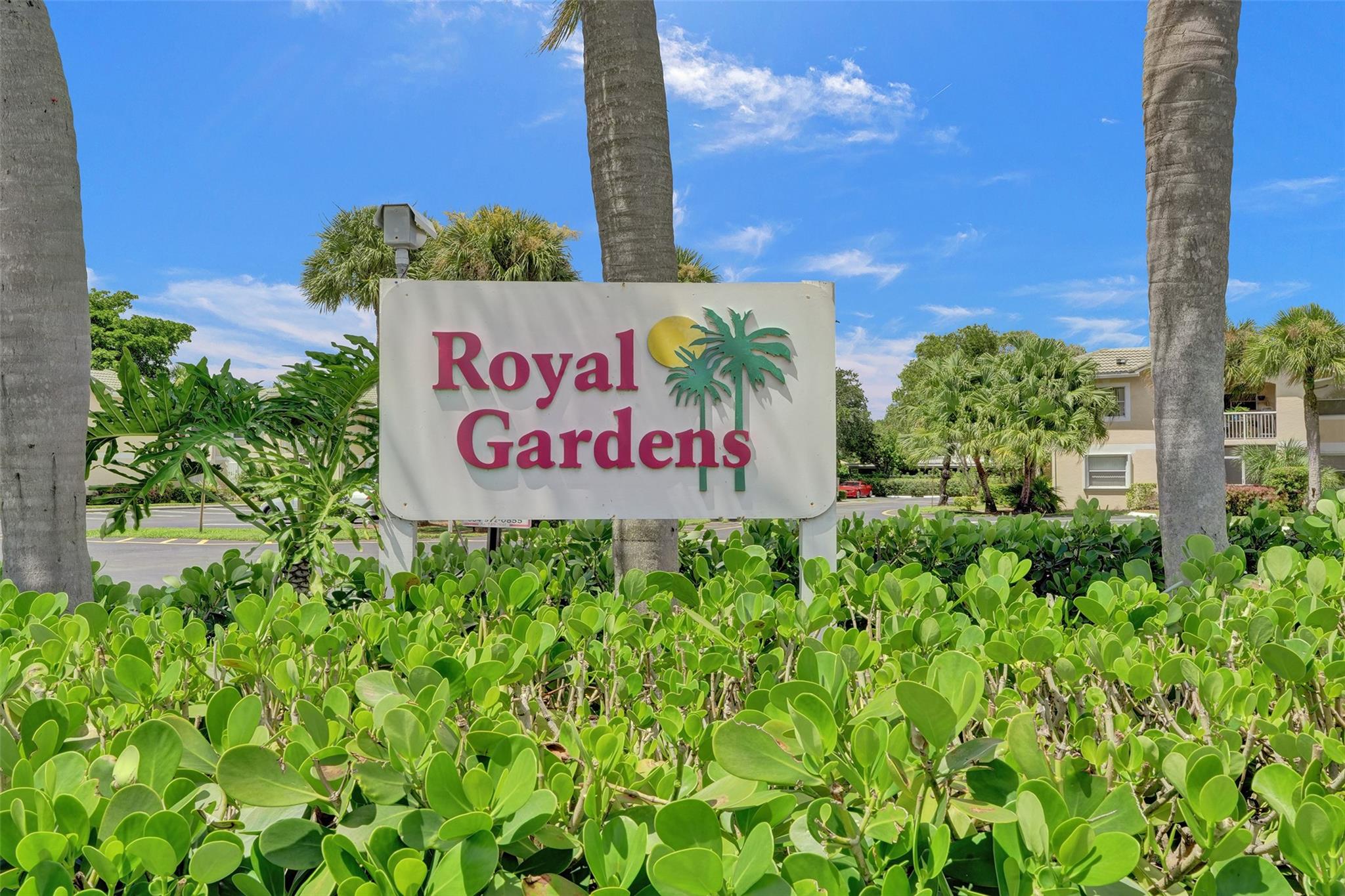 Royal Garden - Residential