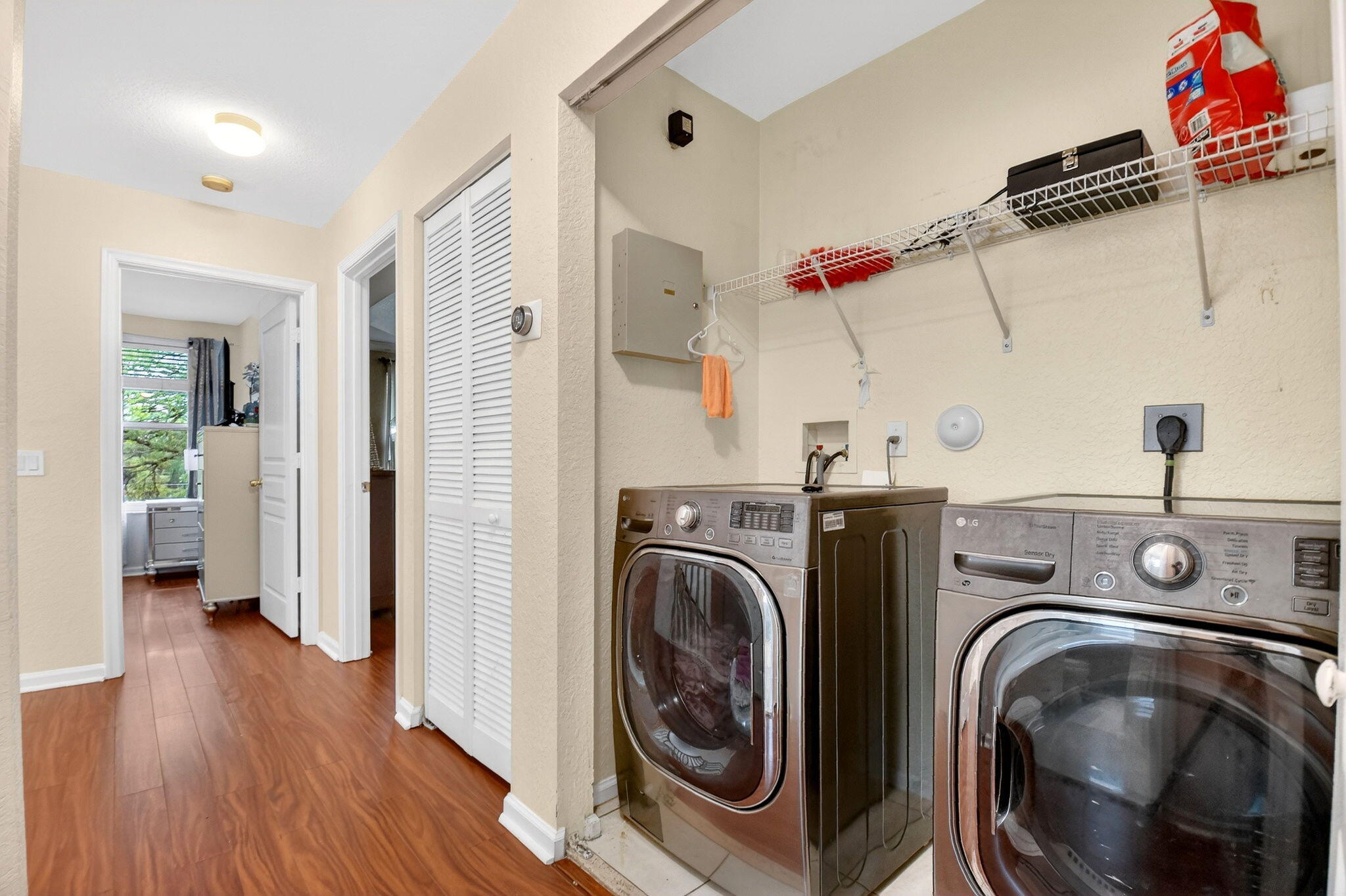 NAUTICA ISLES 4 - Residential Lease