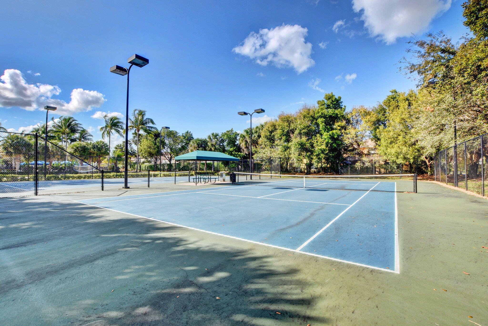 NAUTICA ISLES 4 - Residential Lease