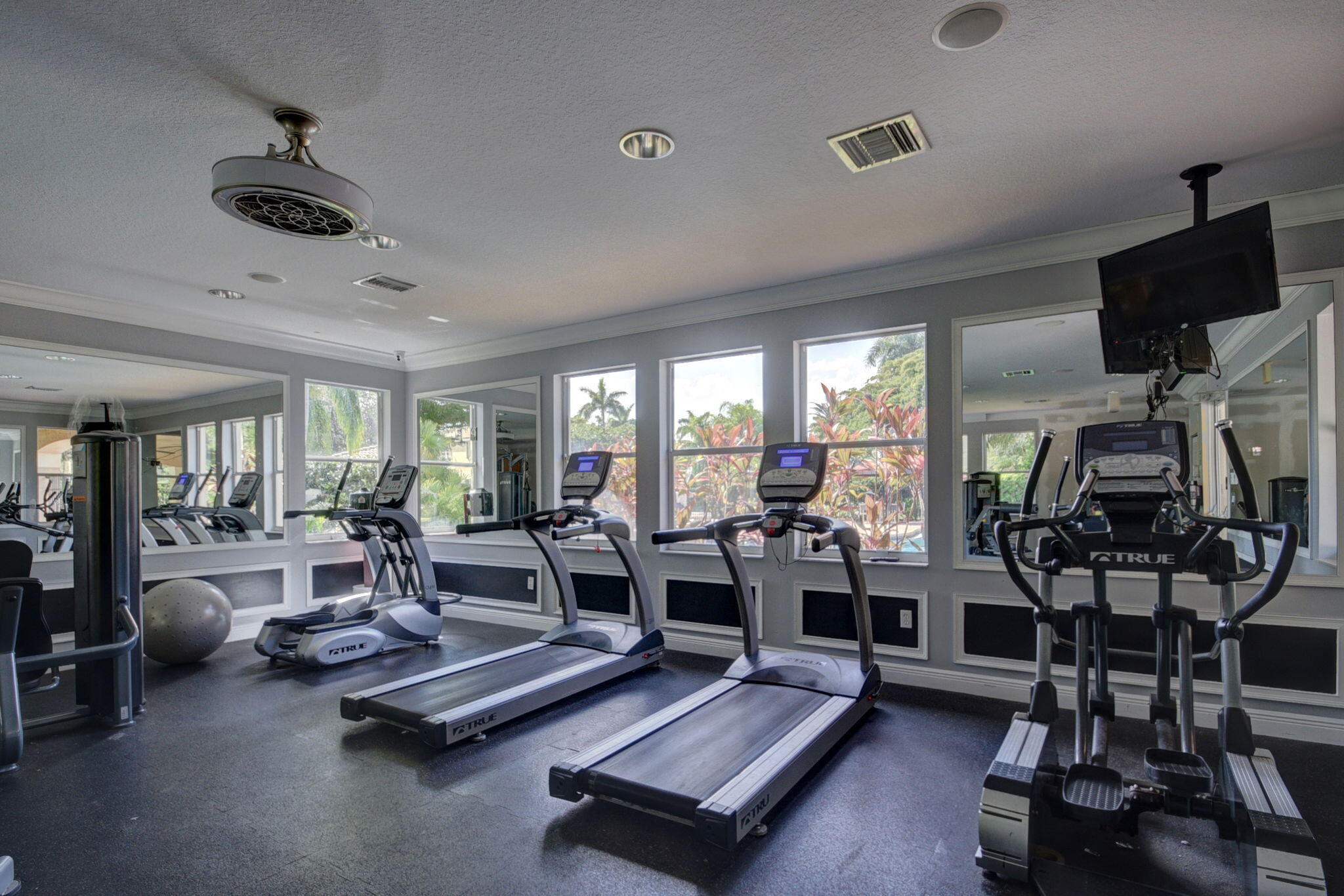 NAUTICA ISLES 4 - Residential Lease