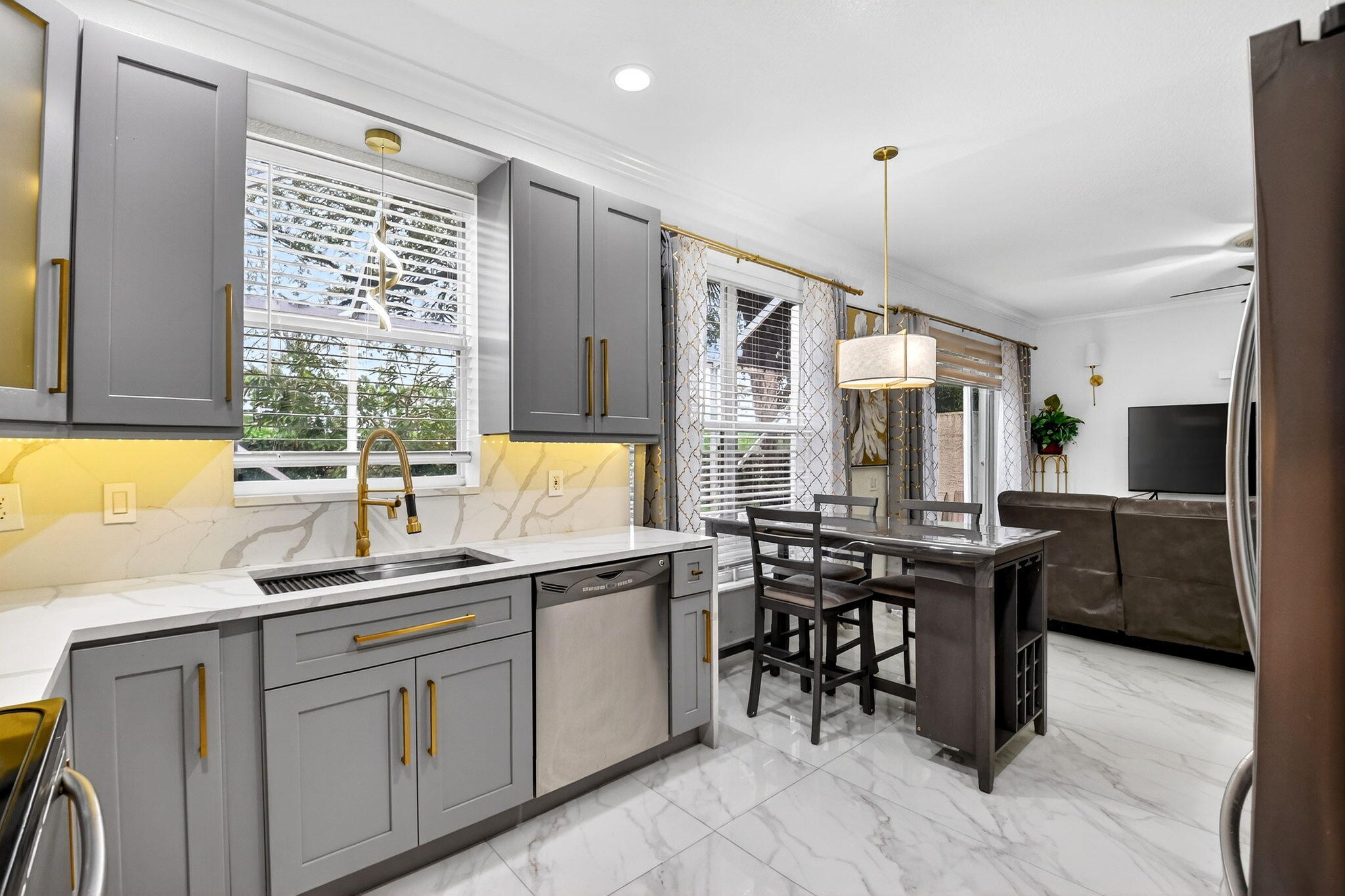 NAUTICA ISLES 4 - Residential Lease