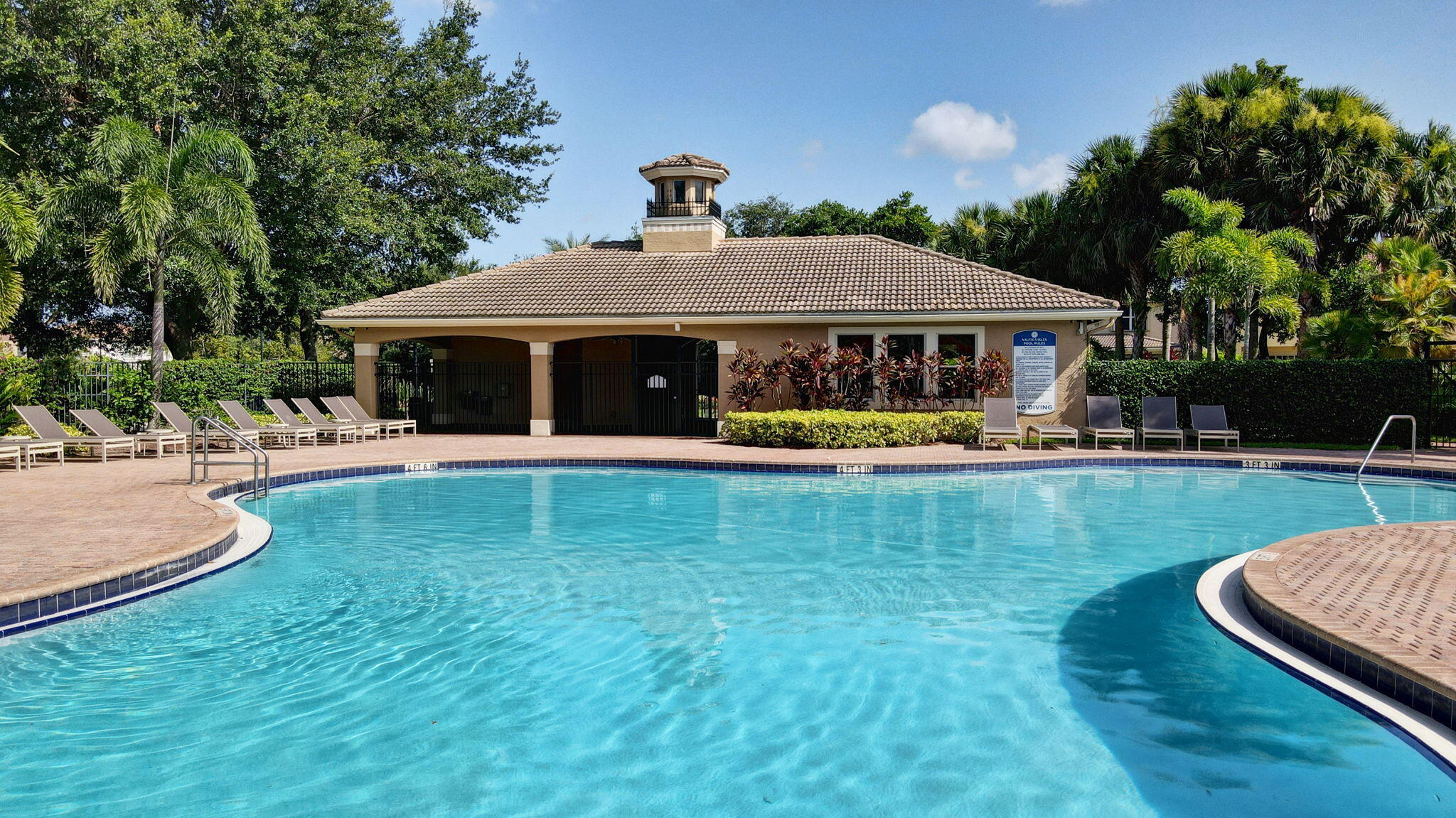 NAUTICA ISLES 4 - Residential Lease