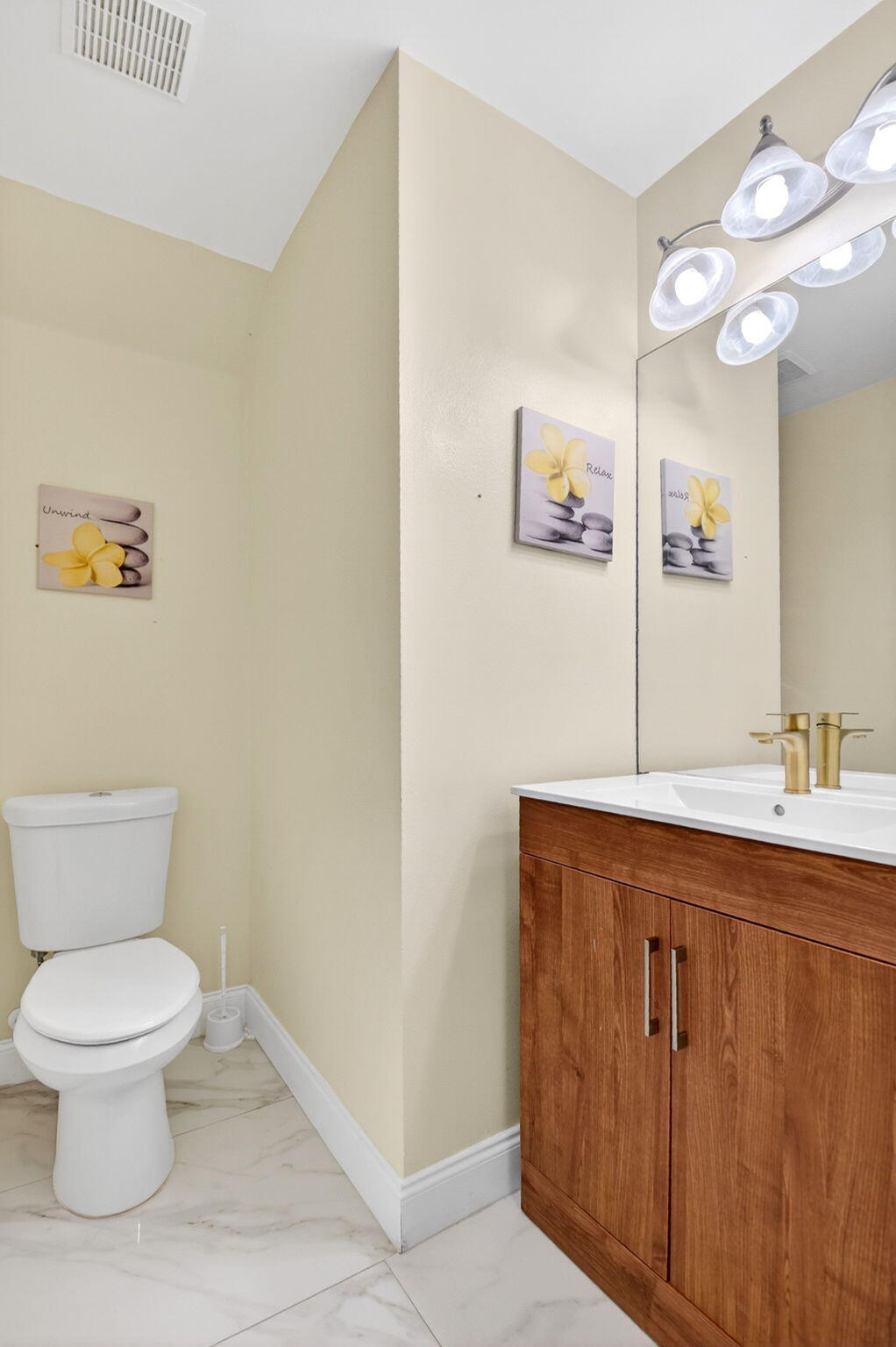 NAUTICA ISLES 4 - Residential Lease