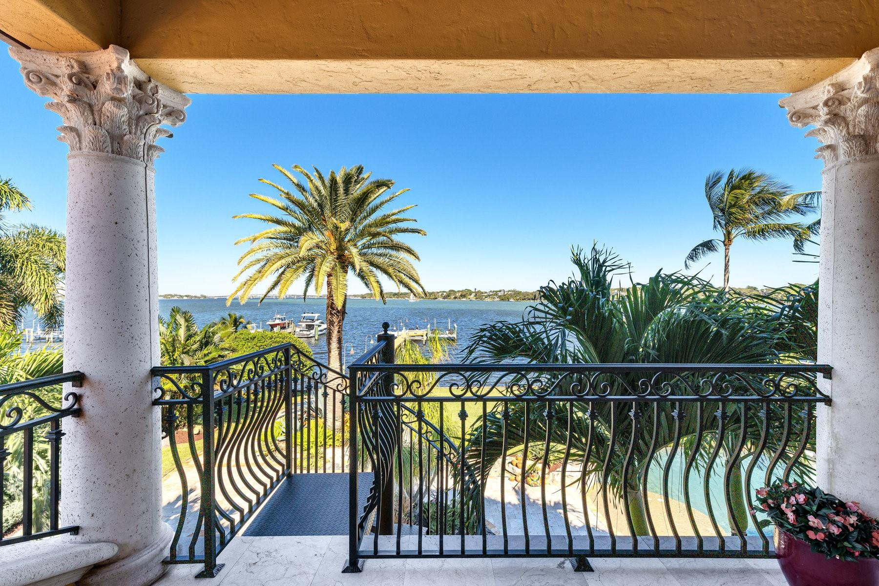 Willoughby Point - Residential