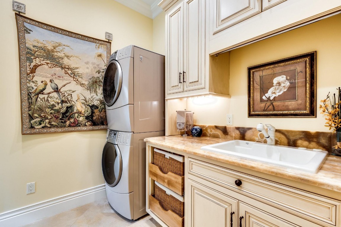 Willoughby Point - Residential