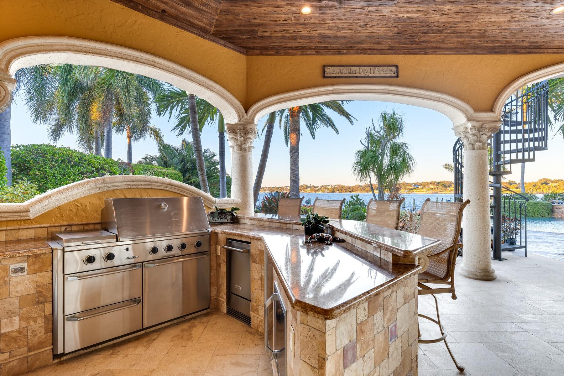 Willoughby Point - Residential