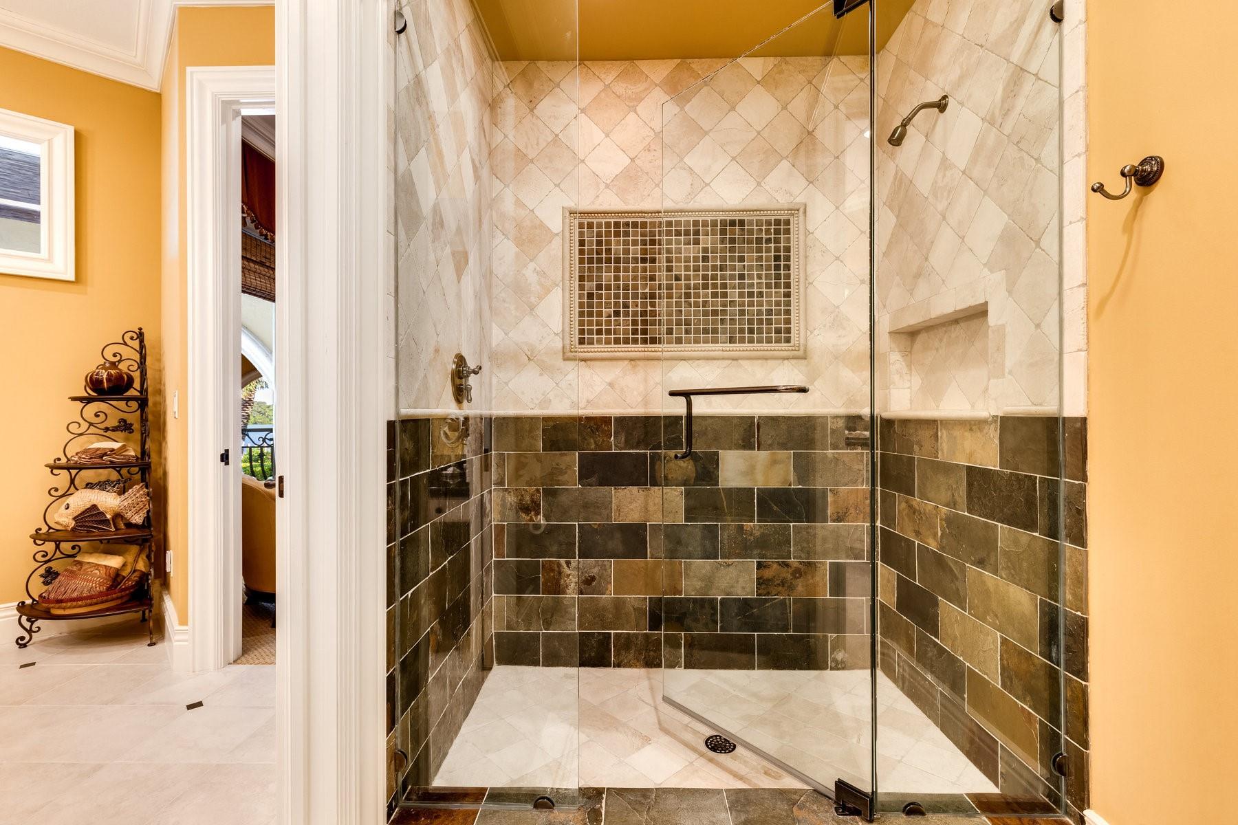 Willoughby Point - Residential