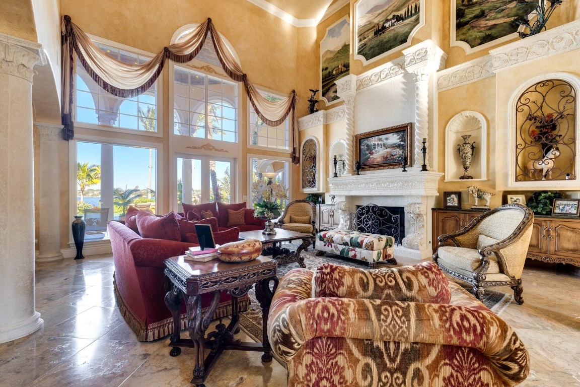 Willoughby Point - Residential