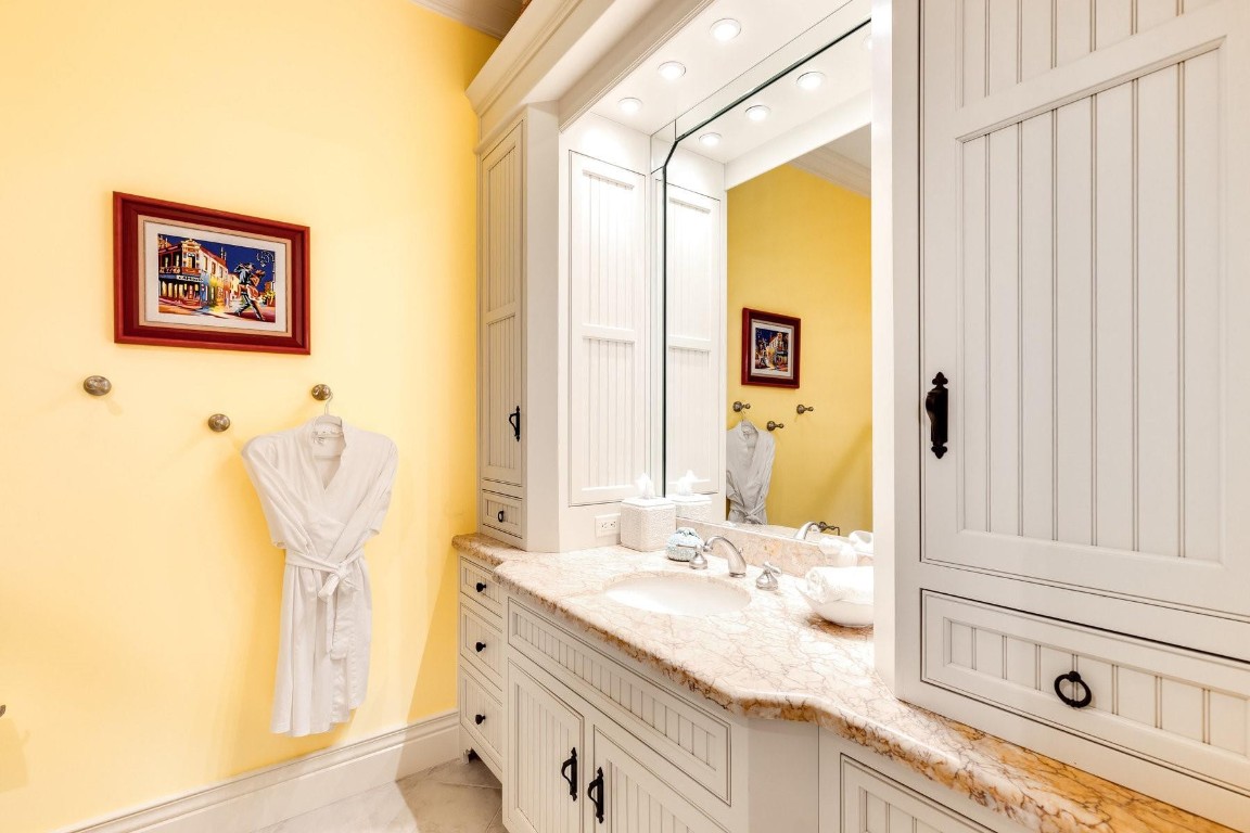 Willoughby Point - Residential