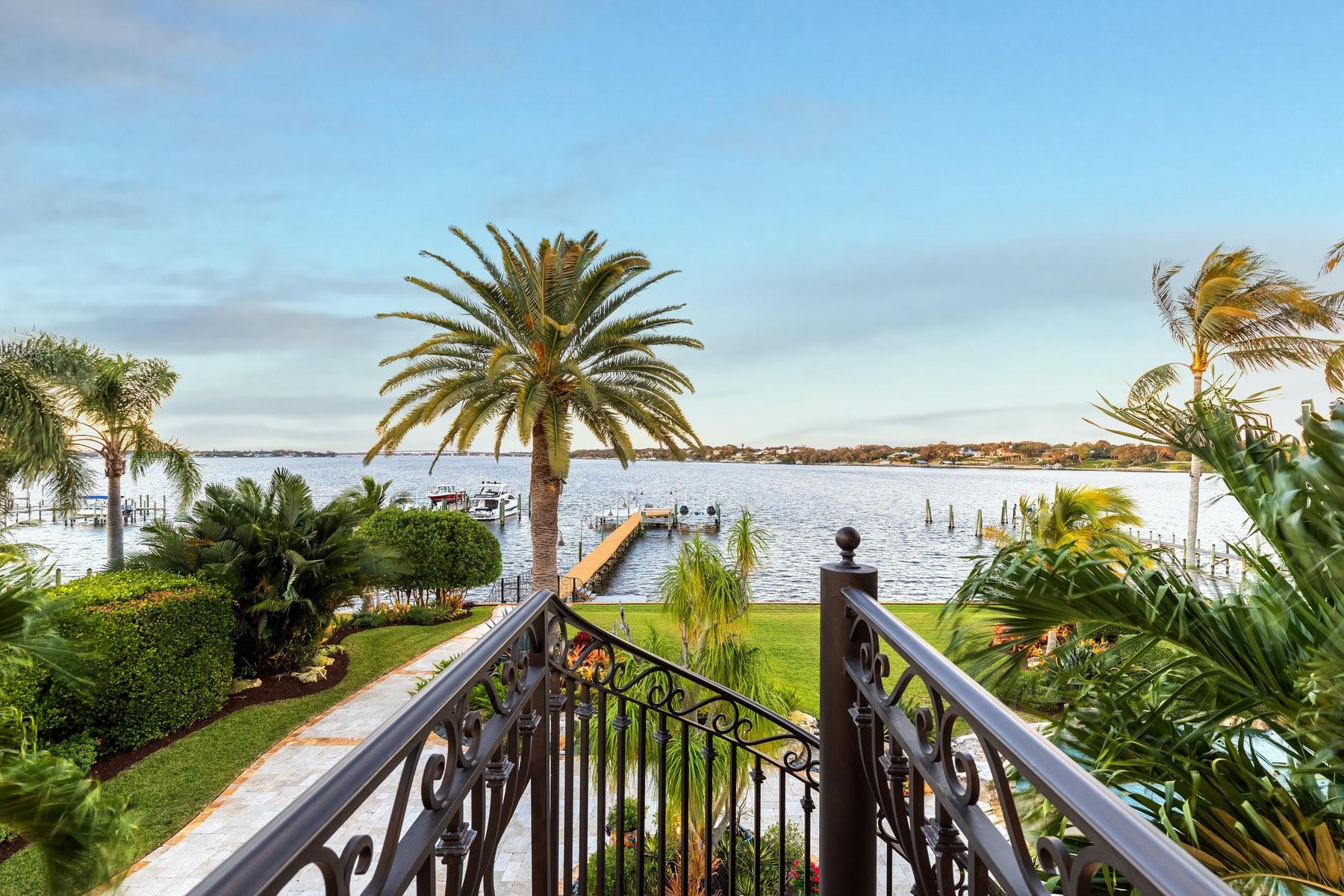 Willoughby Point - Residential