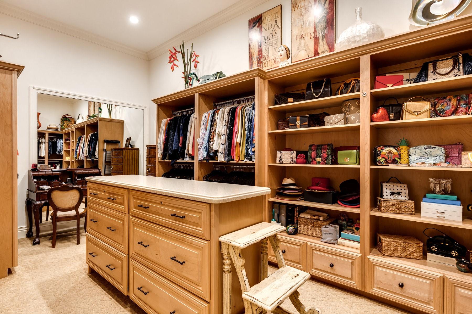 Willoughby Point - Residential