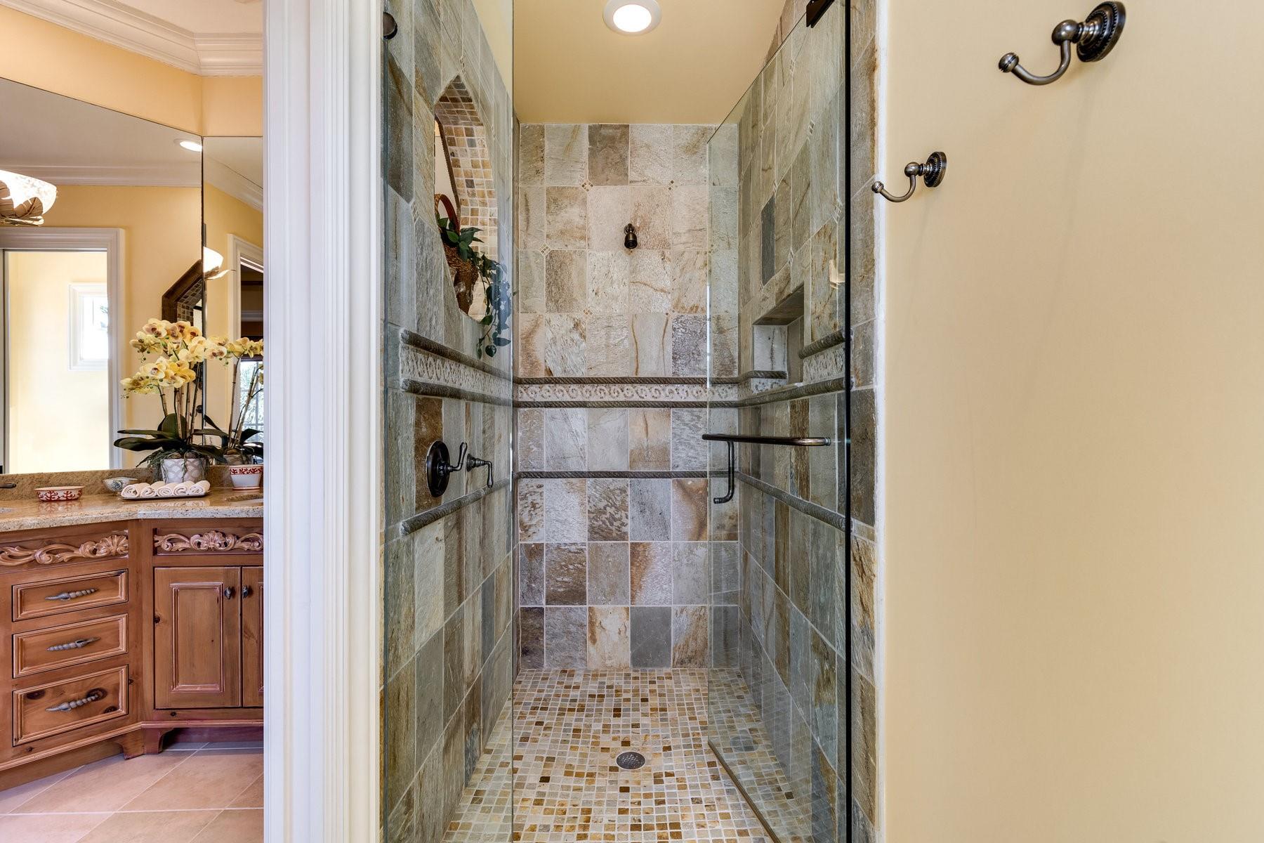 Willoughby Point - Residential