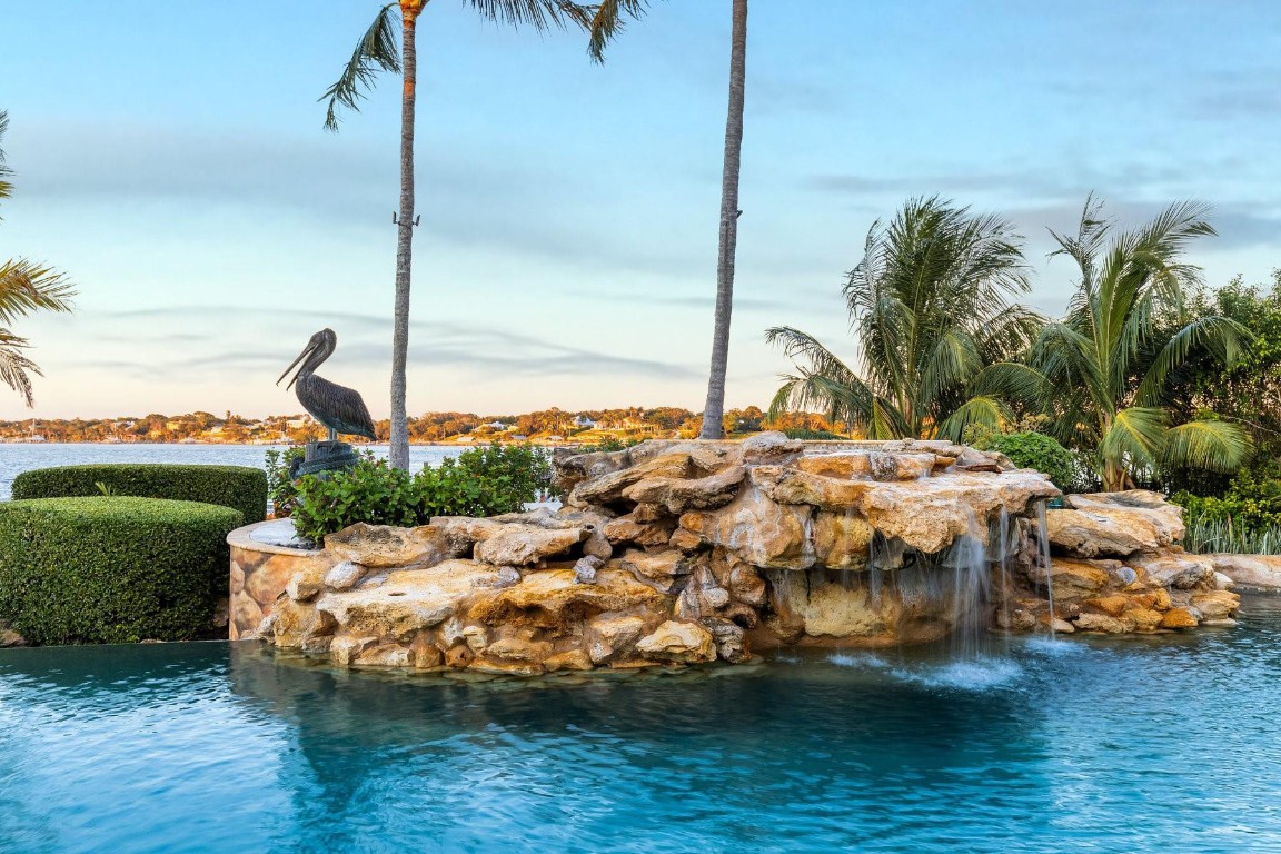 Willoughby Point - Residential