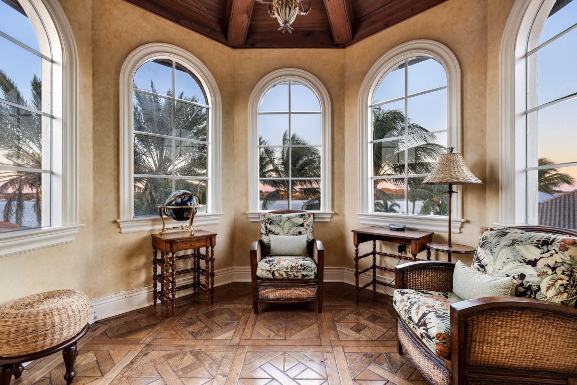 Willoughby Point - Residential