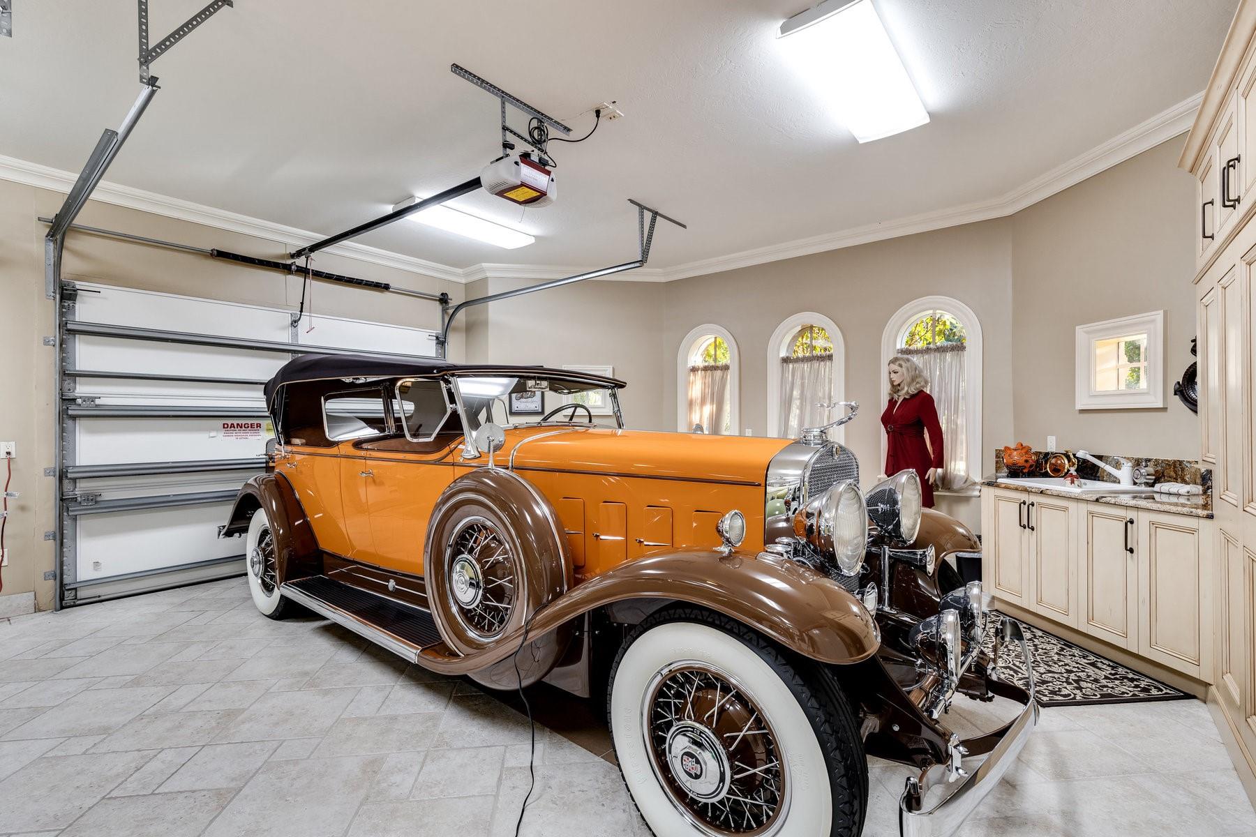 Willoughby Point - Residential