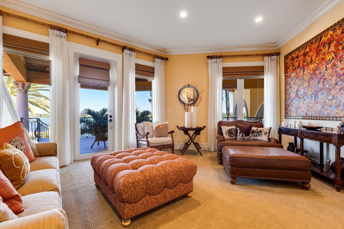 Willoughby Point - Residential