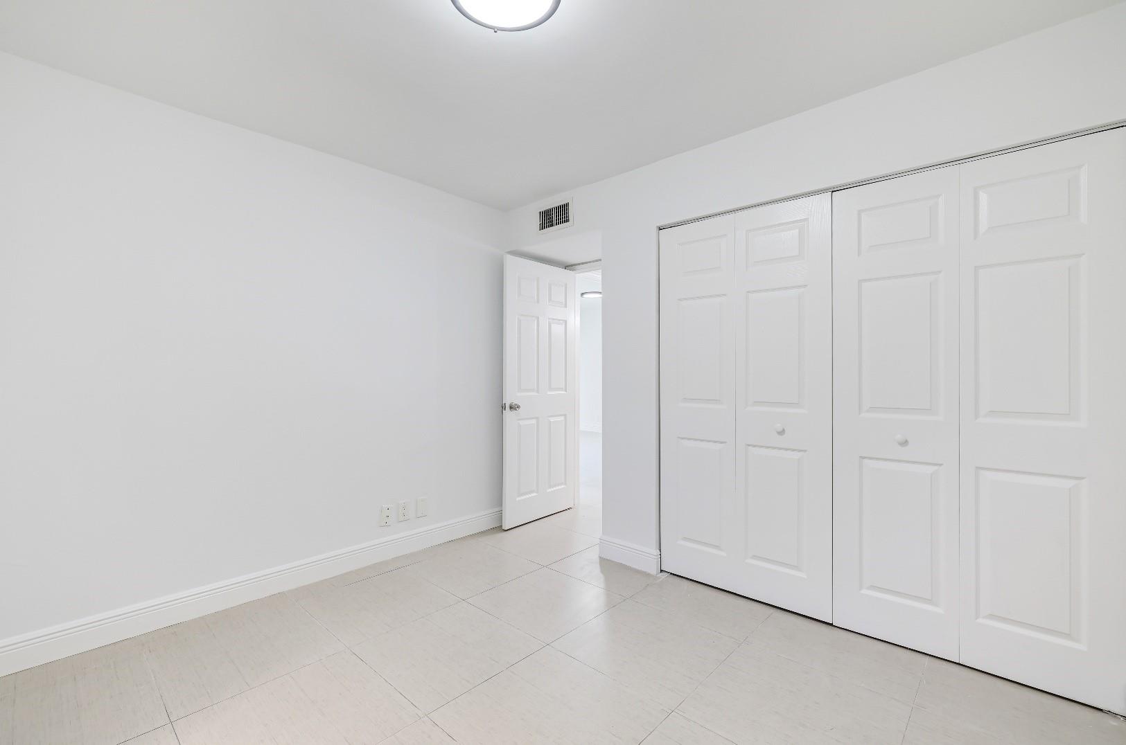ORCHID TREET 1 OF PINE IS - Residential