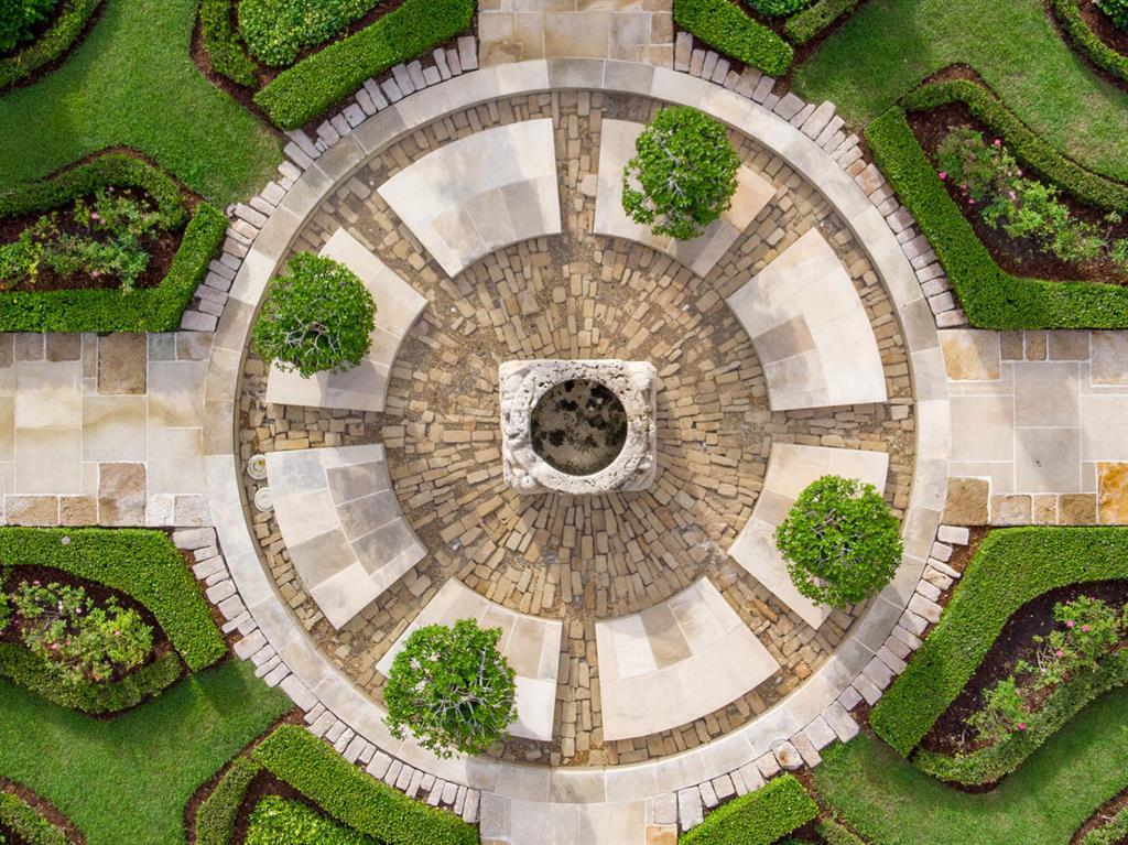 BRIDLE PATH OF P B POLO & COUNTRY CLUB - Residential