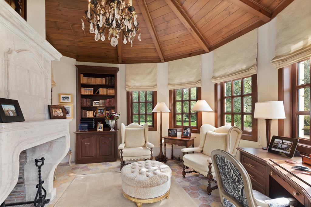 BRIDLE PATH OF P B POLO & COUNTRY CLUB - Residential