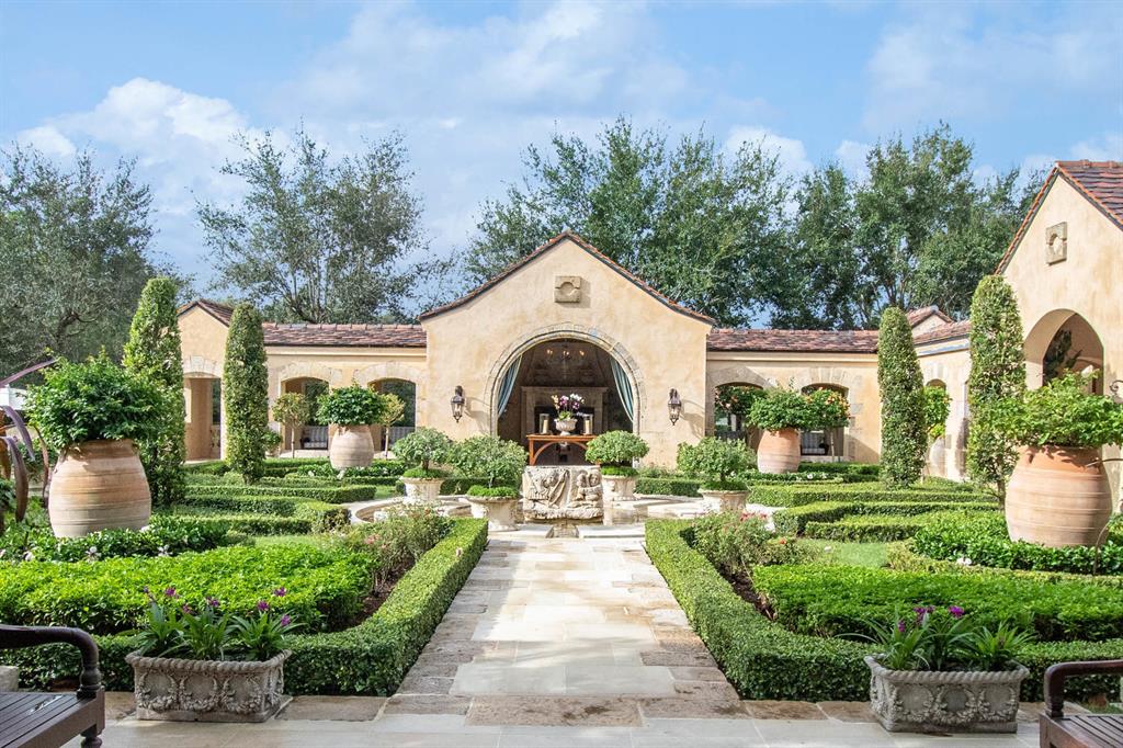 BRIDLE PATH OF P B POLO & COUNTRY CLUB - Residential