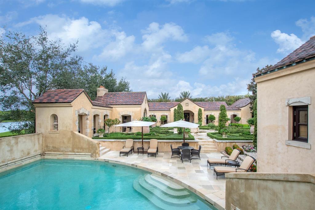 BRIDLE PATH OF P B POLO & COUNTRY CLUB - Residential