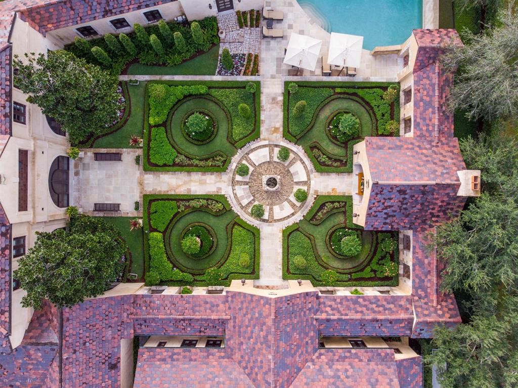 BRIDLE PATH OF P B POLO & COUNTRY CLUB - Residential