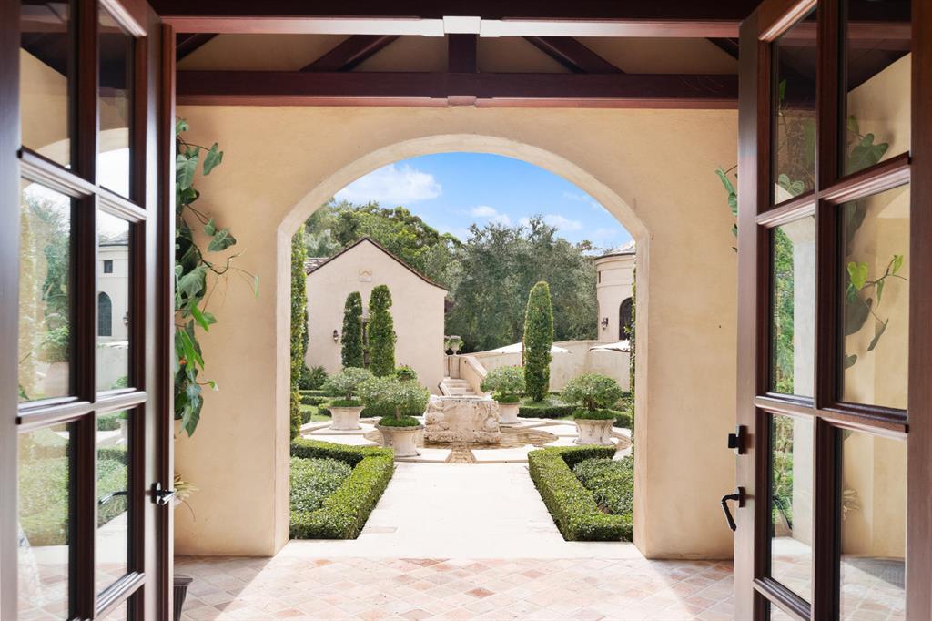 BRIDLE PATH OF P B POLO & COUNTRY CLUB - Residential