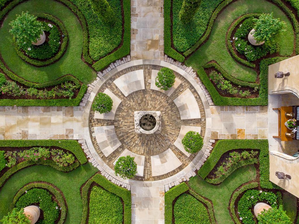 BRIDLE PATH OF P B POLO & COUNTRY CLUB - Residential