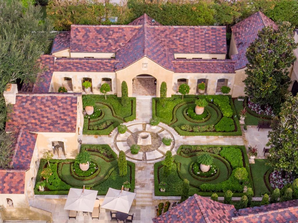 BRIDLE PATH OF P B POLO & COUNTRY CLUB - Residential