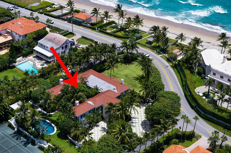 Prominent Palm Beach Compound with commanding Ocean views on 1.3 acre +/- property. Originally designed by John Volk, this spectacular landmarked estate features 6BR/7.2BA including an extraordinary multi-room master retreat with beautiful water views. The estate's magnificent renovation by Jeffrey W. Smith garnered The Preservation Foundation's 2010 Ballinger Award.