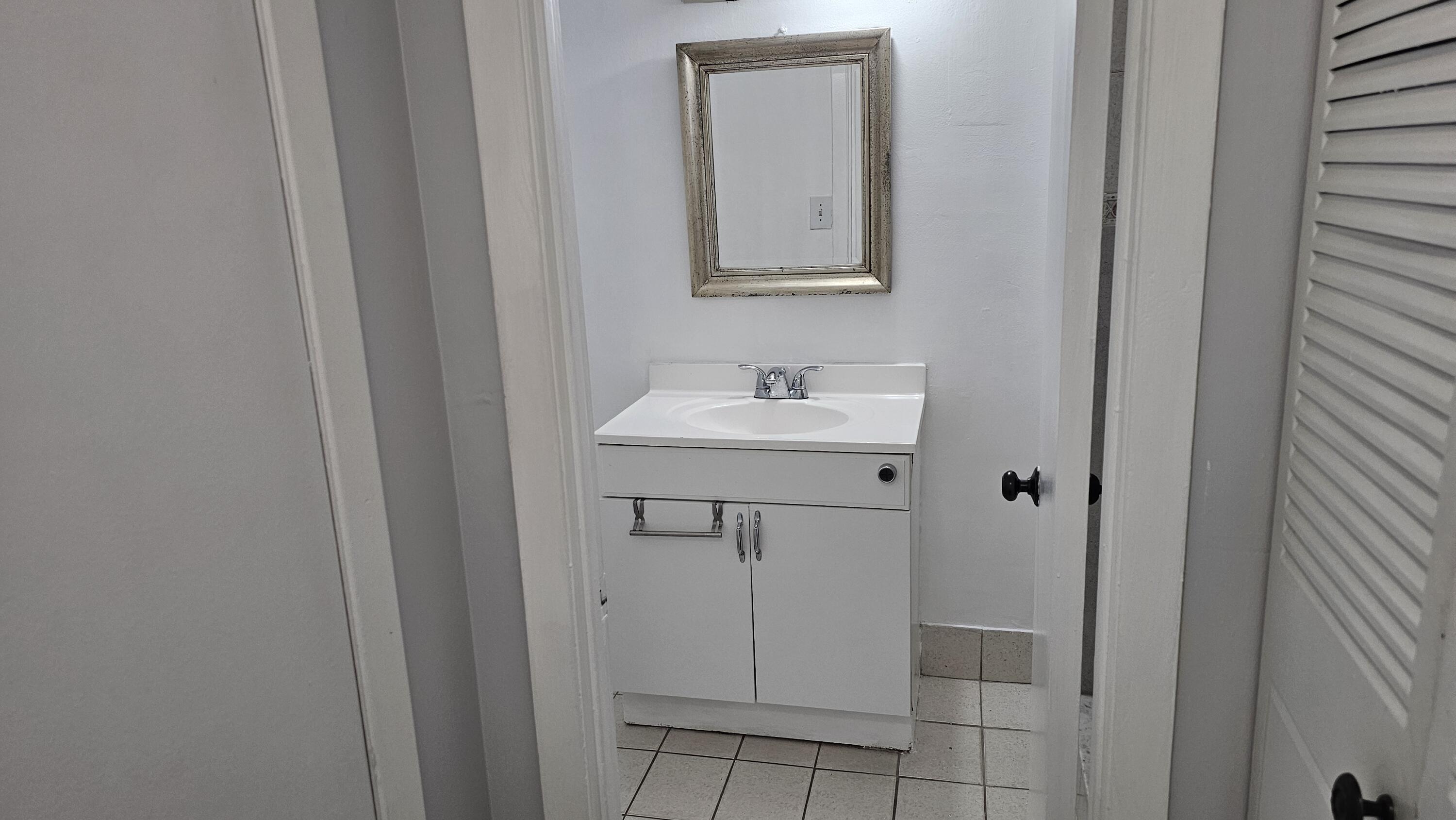 COMMODORE PLAZA CONDO - Residential Lease