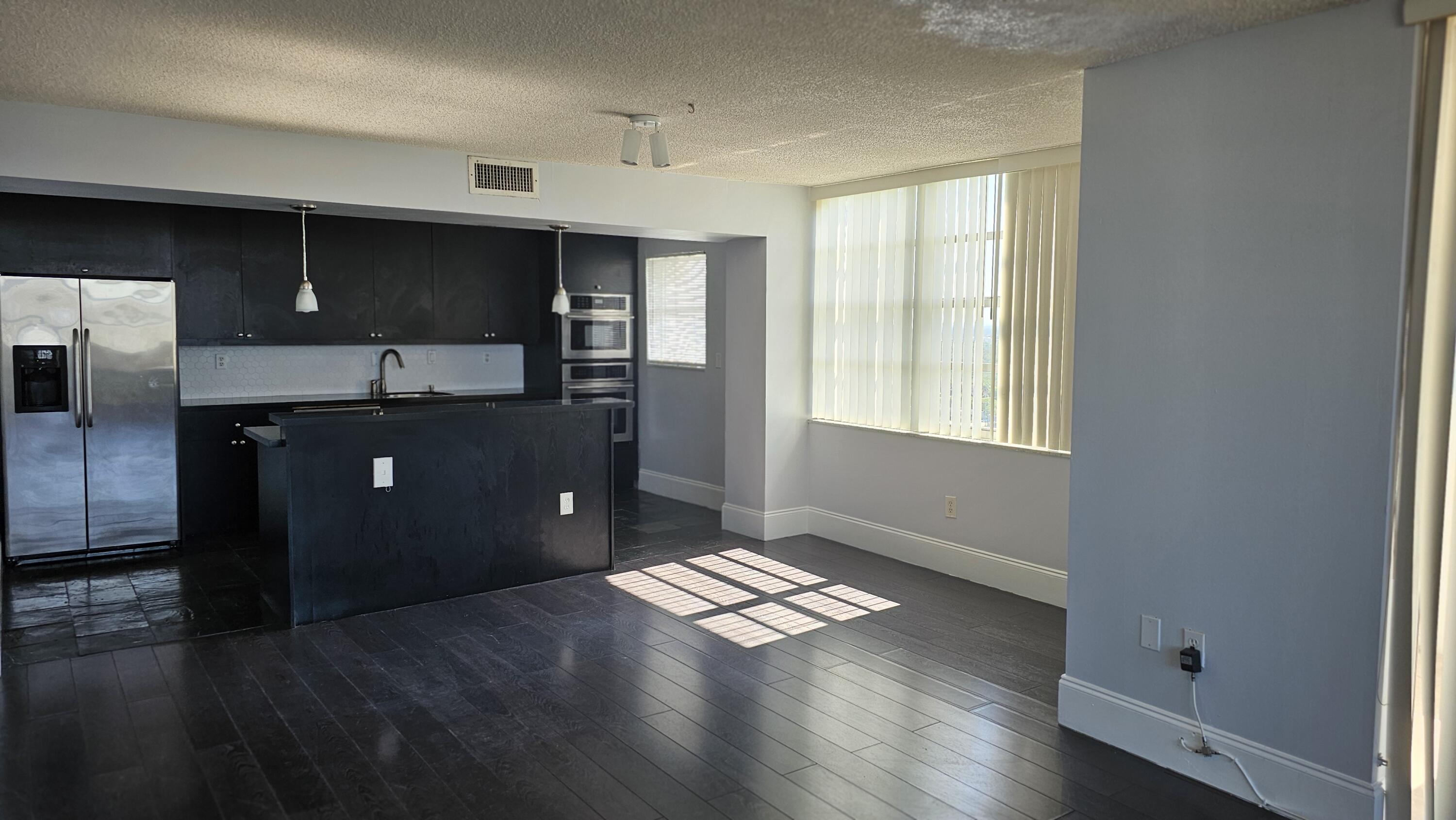 COMMODORE PLAZA CONDO - Residential Lease