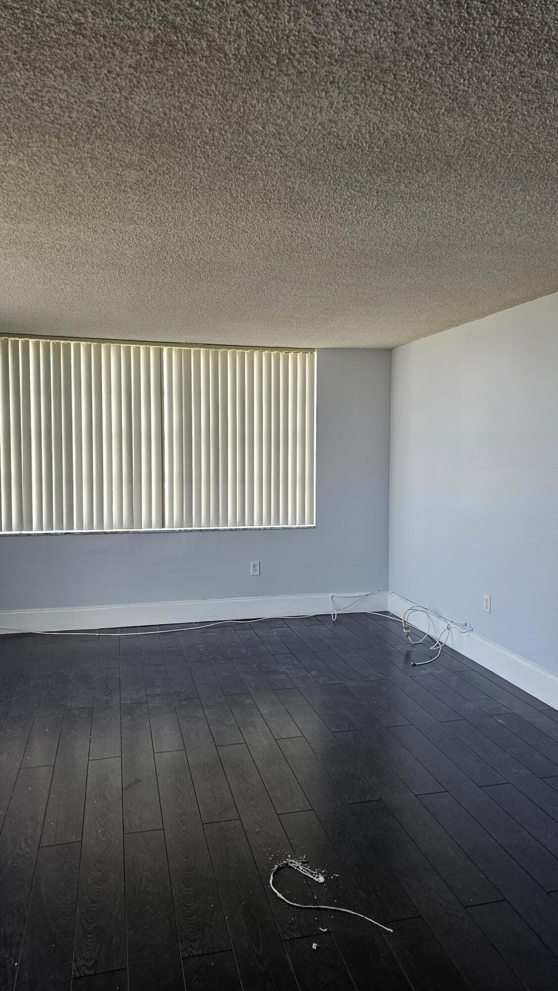 COMMODORE PLAZA CONDO - Residential Lease