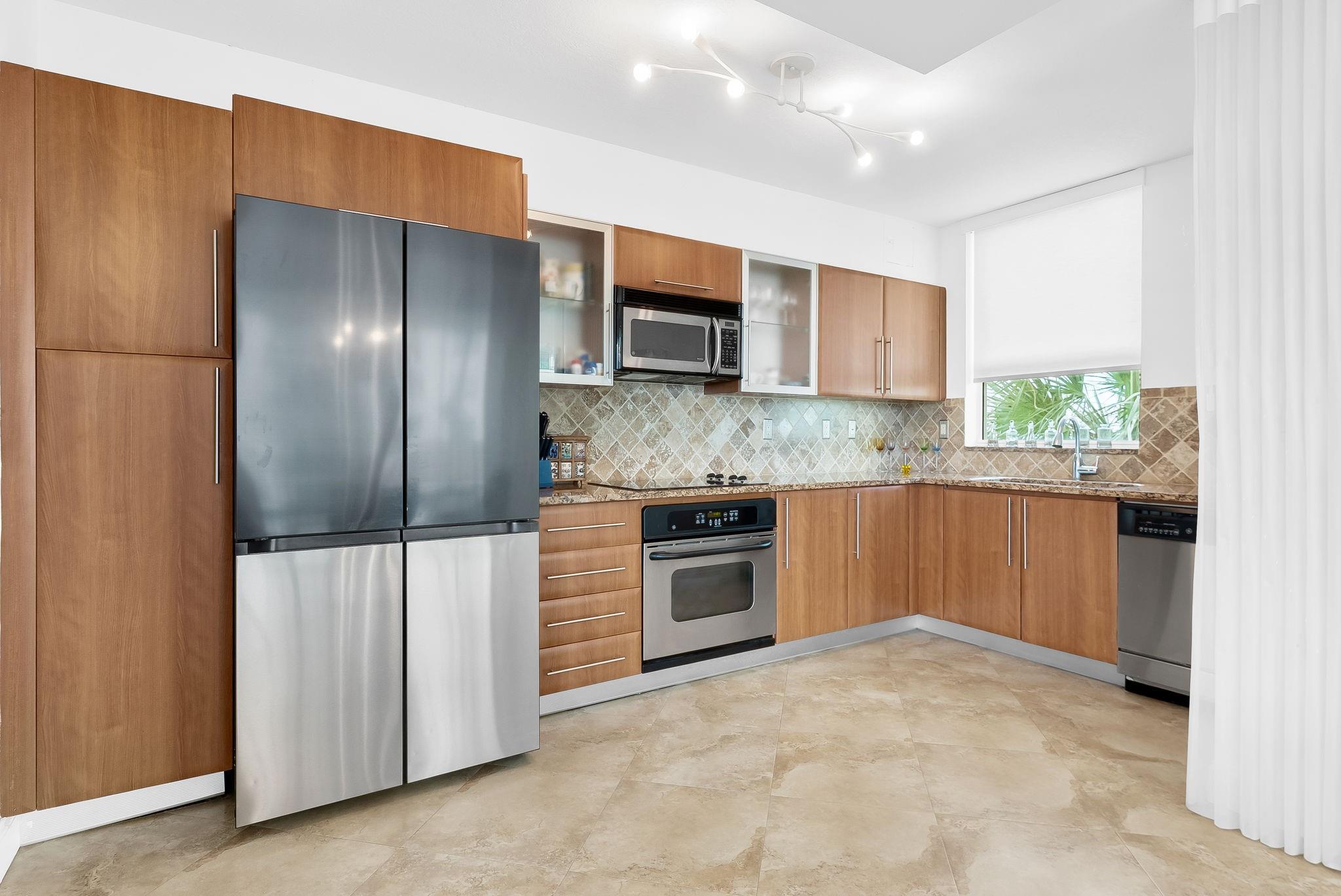 SYMPHONY SOUTH - Residential