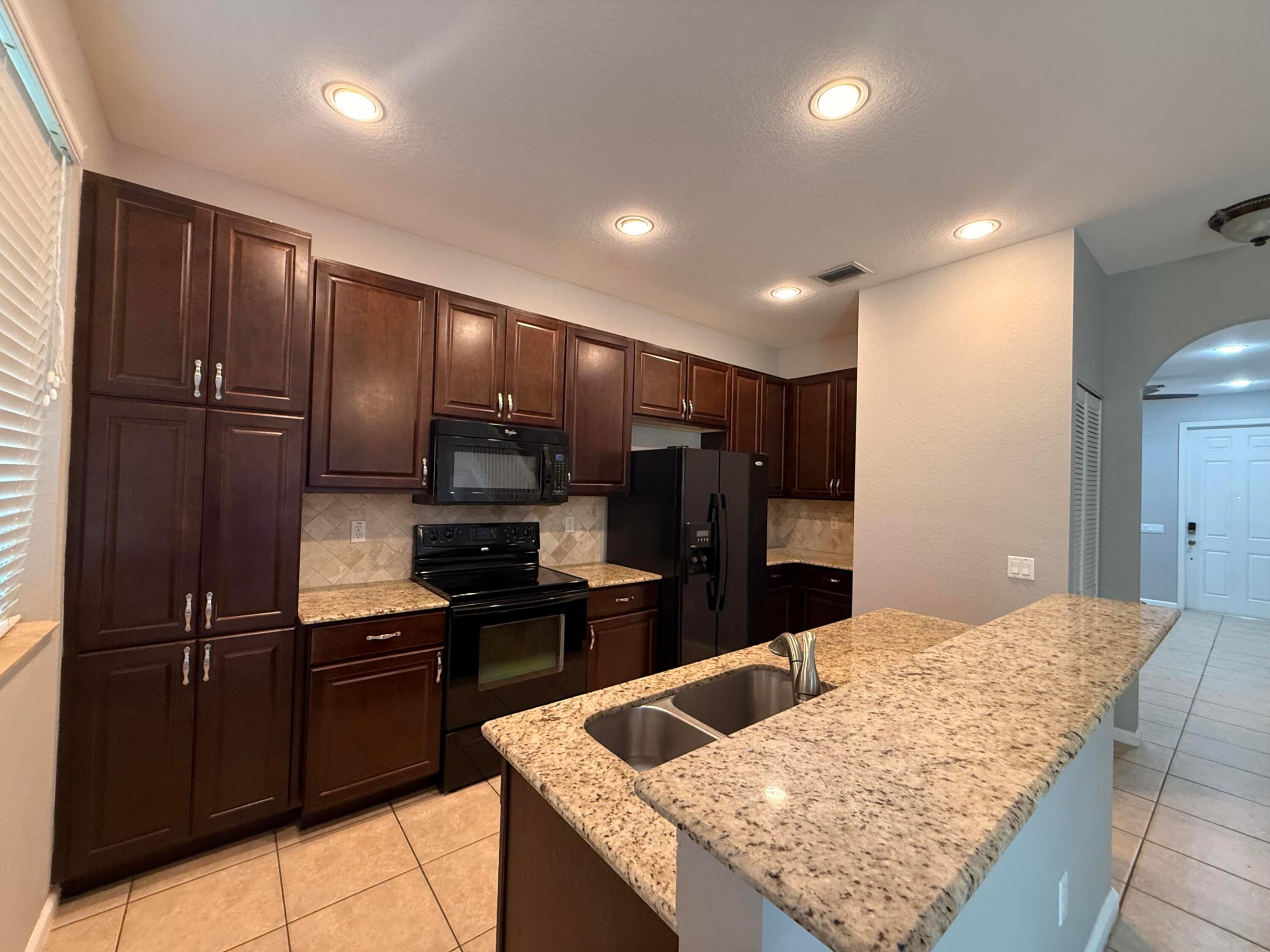 BRIELLA 4 CONDO - Residential Lease