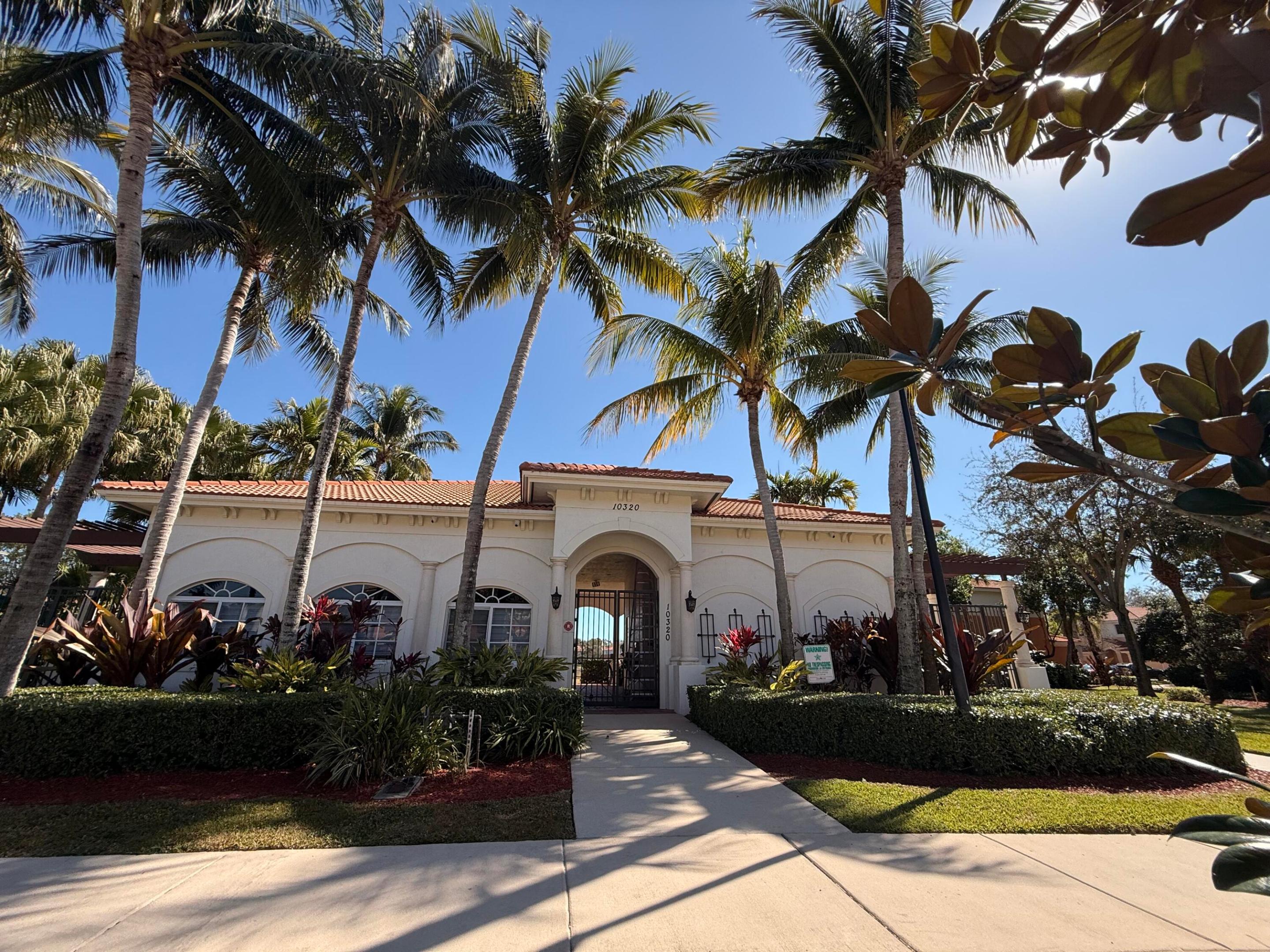 BRIELLA 4 CONDO - Residential Lease