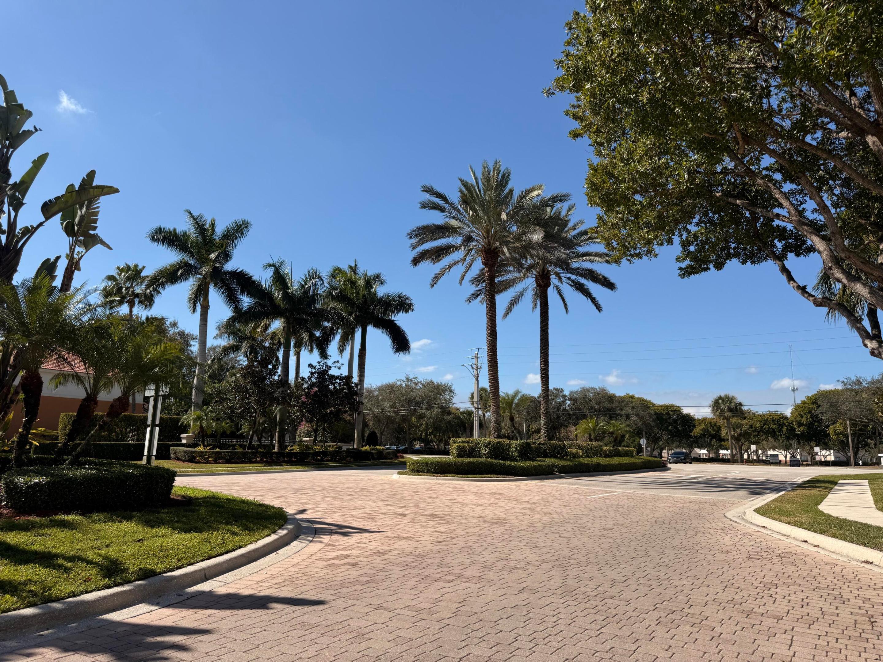 BRIELLA 4 CONDO - Residential Lease