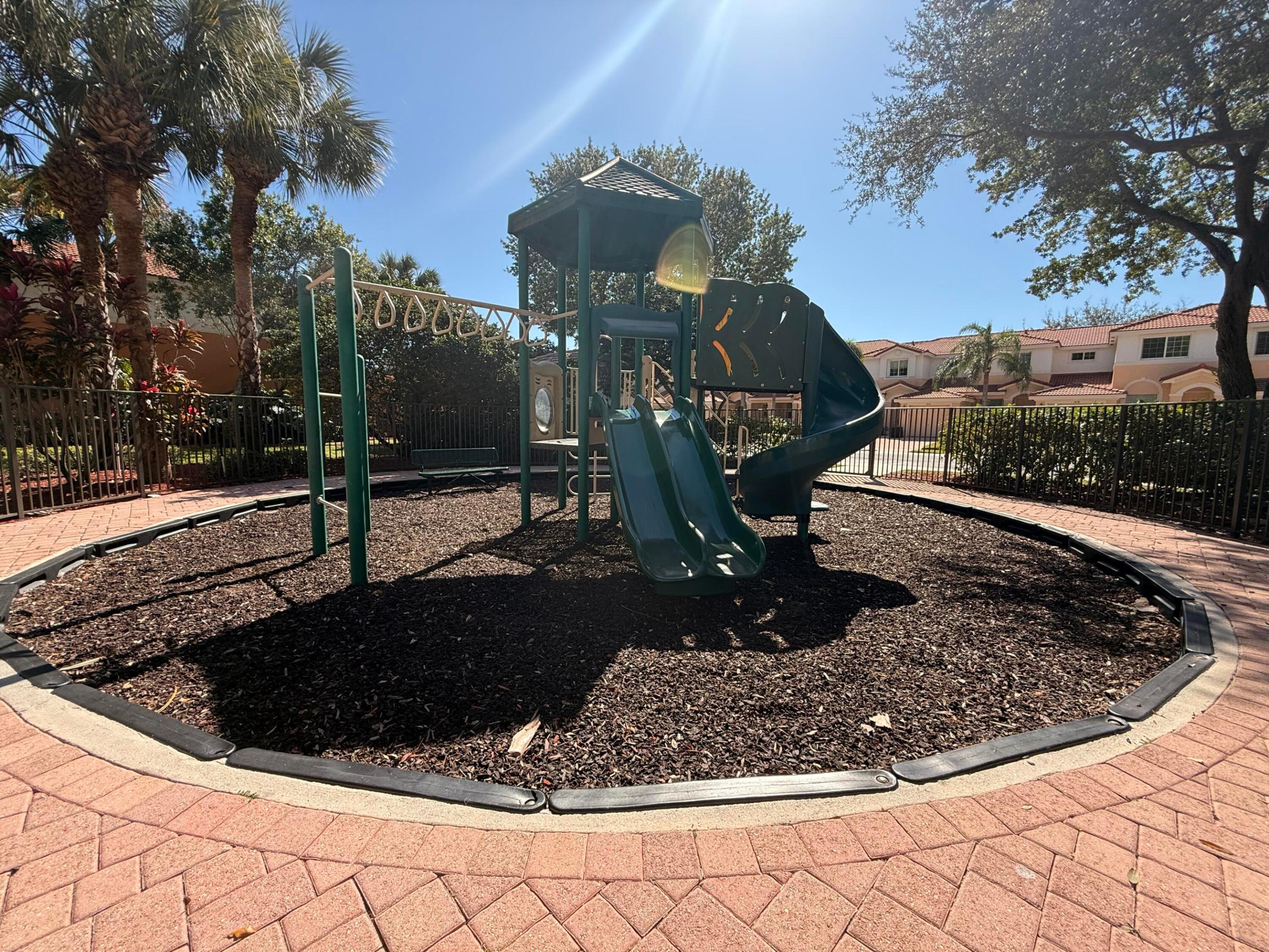 BRIELLA 4 CONDO - Residential Lease