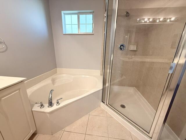 BRIELLA 4 CONDO - Residential Lease