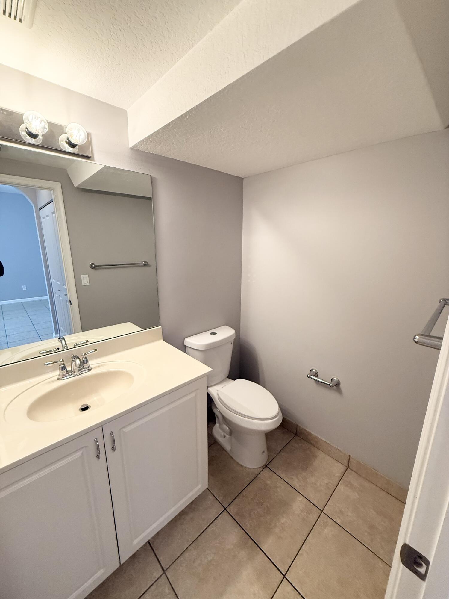 BRIELLA 4 CONDO - Residential Lease