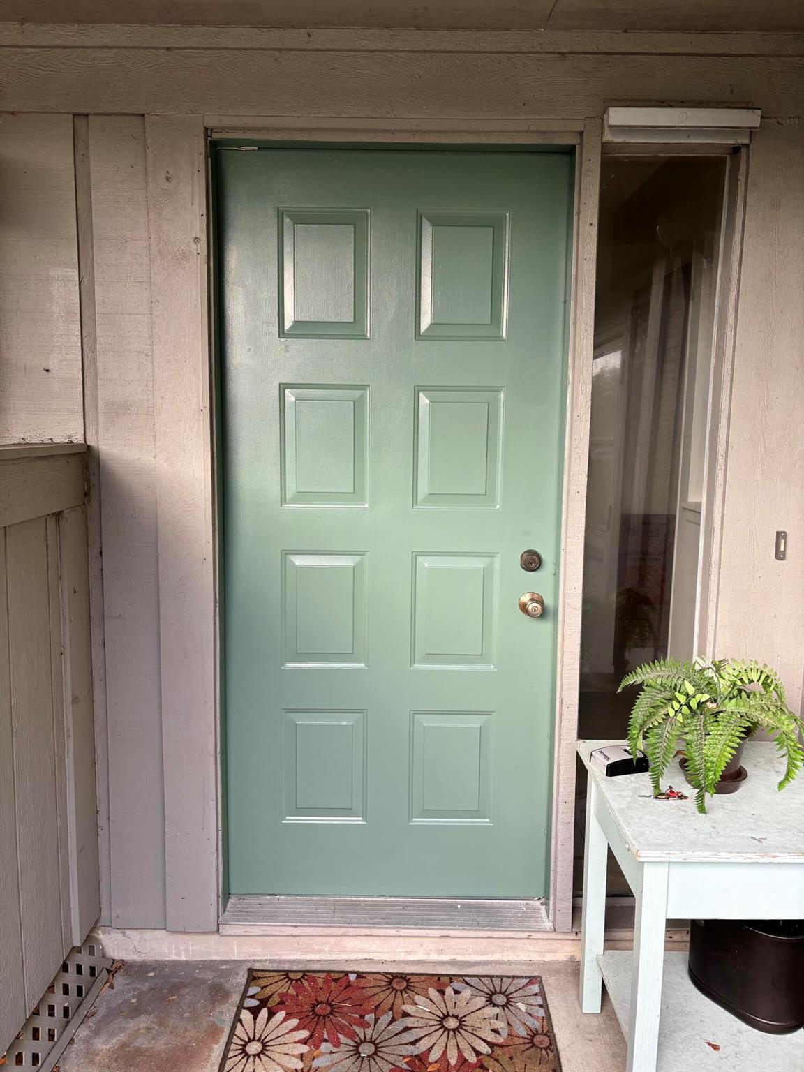 CINNAMON TREE - Residential Lease