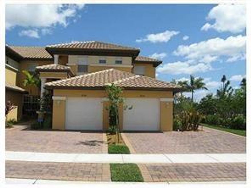 Bright & Spacious 1st Floor 3 bed 2 bath waterfront townhouse with a one car garage in Cypress Pointe, Heron Bay. Private corner entrance, neutral tile throughout living areas. 3 way split floor plan, large kitchen with separate eat-in area overlooking the lake. 42" wood & glass cabinets, trash compactor and snack bar. Screened in patio, walk-in closet, laundry. Top rated schools, club houses, 3 pools, tennis, fitness, spa, gated golf community and much more!